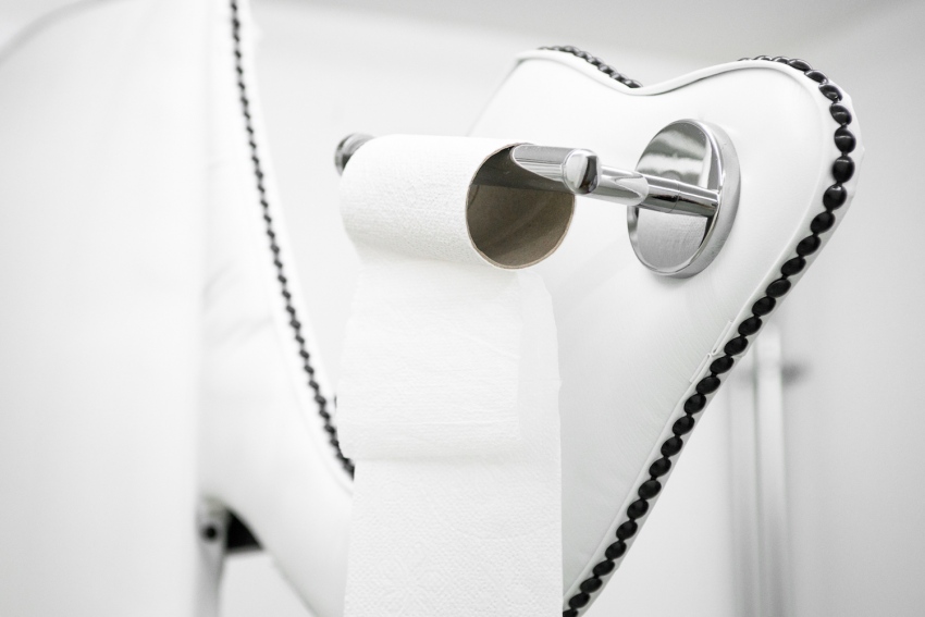 &amp;infin; Toilet-roll holder &amp;infin;